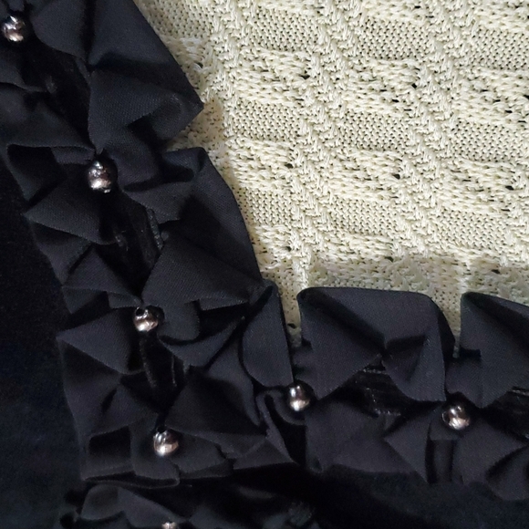 Ming Wang pale yellow black bow trimmed classic cardigan - Picture 4 of 8